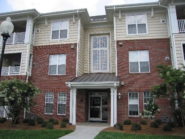 Providence Glen Condo (1/5)